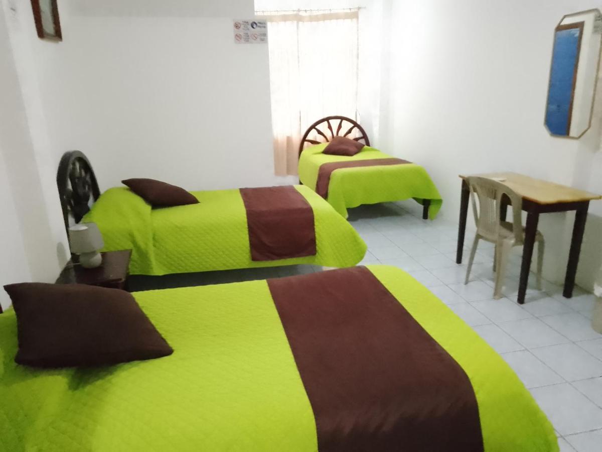 Hotel Isla Del Descanso Puerto Villamil Buitenkant foto