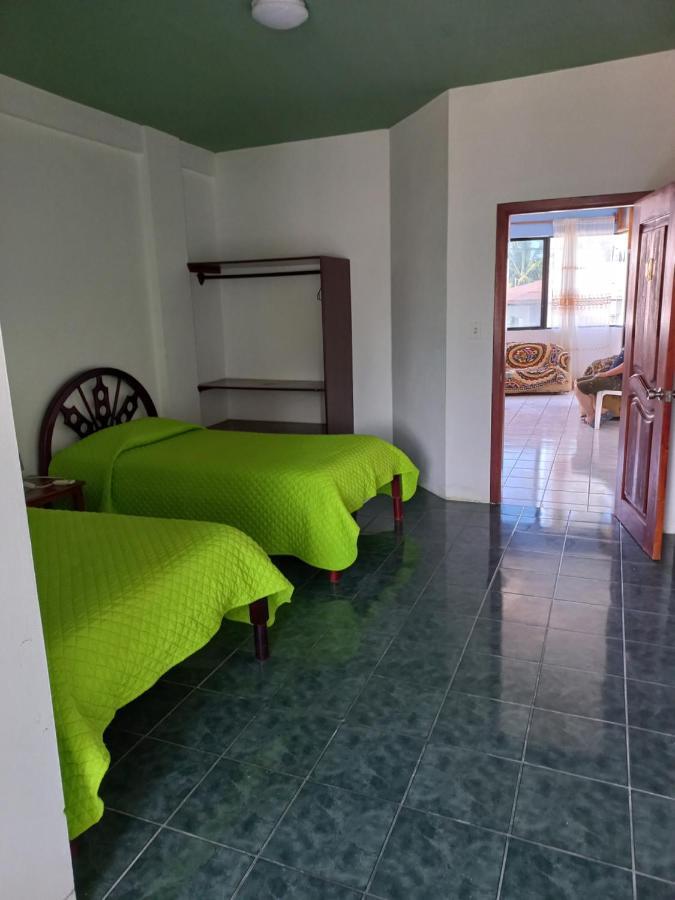 Hotel Isla Del Descanso Puerto Villamil Buitenkant foto